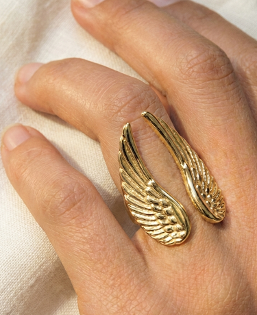 Adjustable Angel Wings Gold Ring